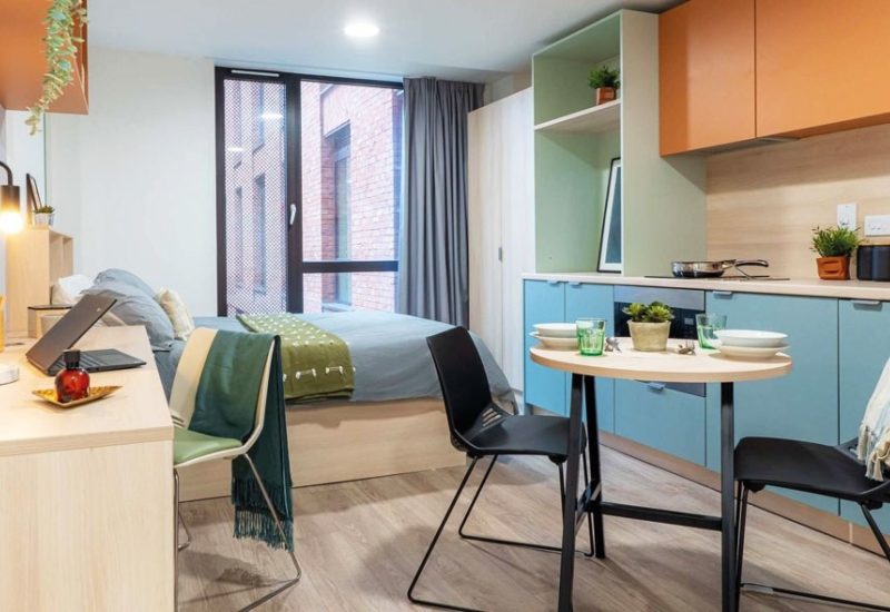 iQ Signal Place x Farrell Furniture